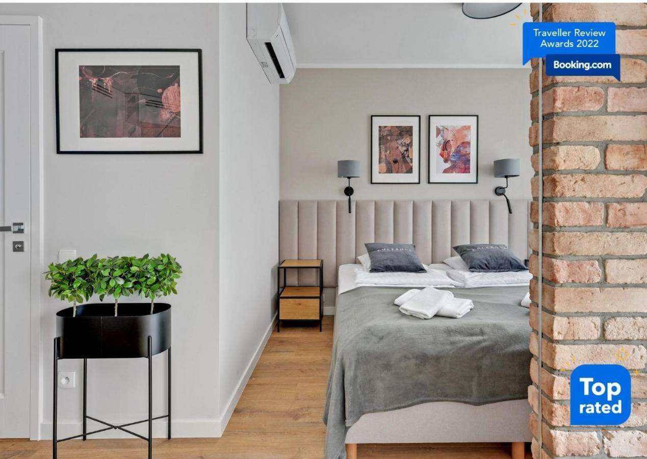 Rentplanet - Apartamenty Chlebova Gdańsk Extérieur photo