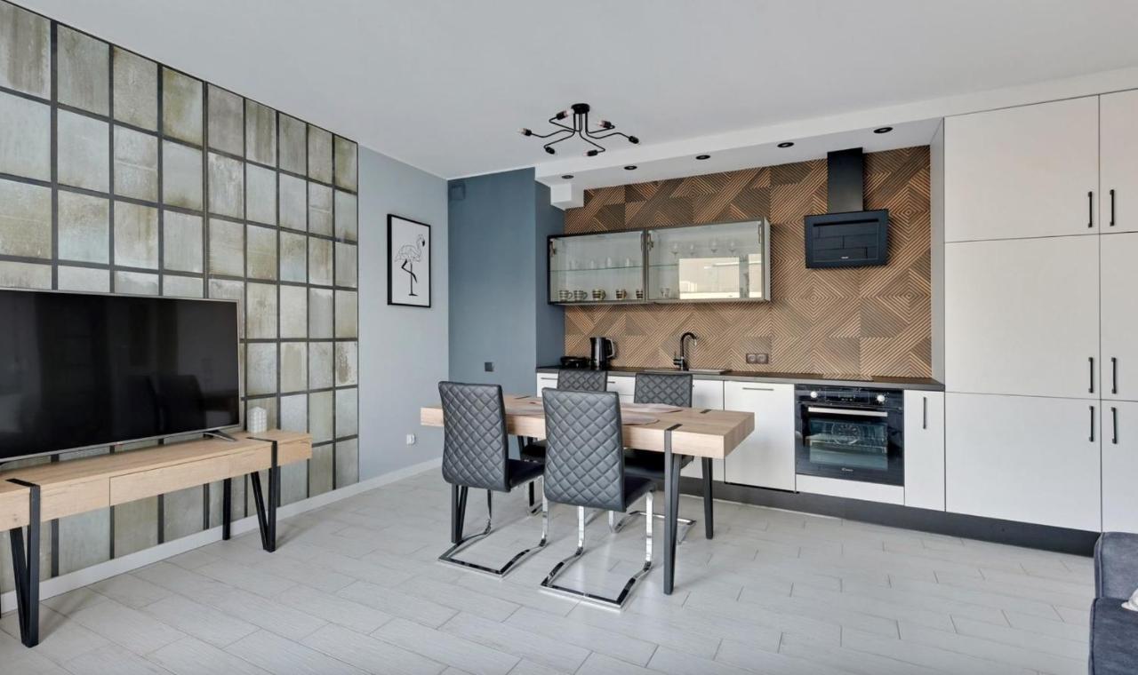 Rentplanet - Apartamenty Chlebova Gdańsk Extérieur photo