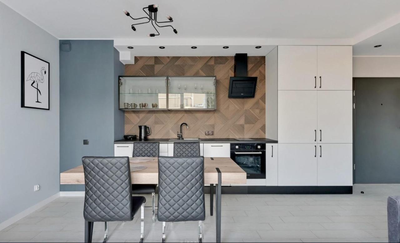 Rentplanet - Apartamenty Chlebova Gdańsk Extérieur photo