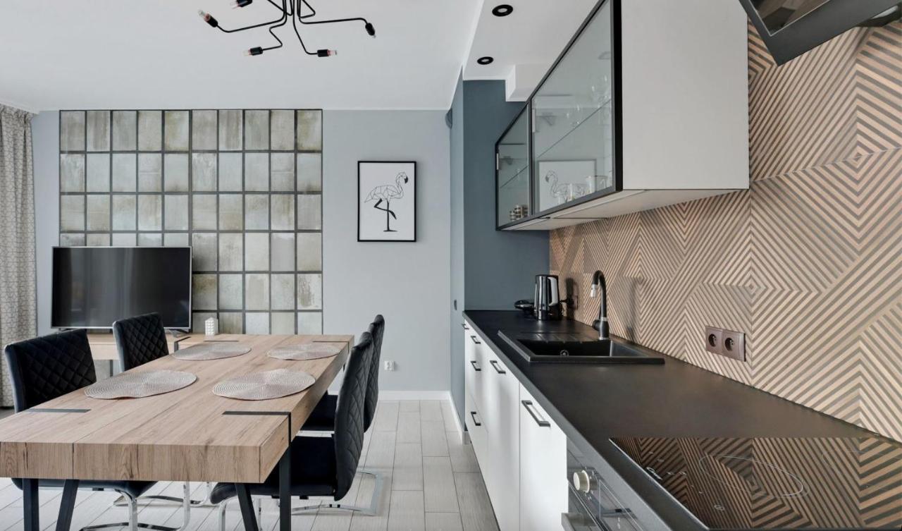 Rentplanet - Apartamenty Chlebova Gdańsk Extérieur photo