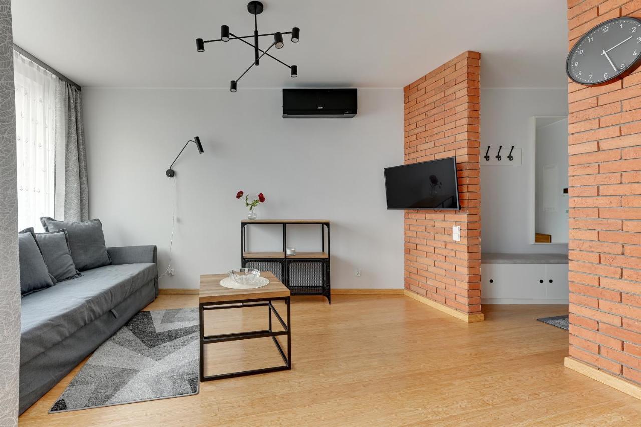 Rentplanet - Apartamenty Chlebova Gdańsk Extérieur photo