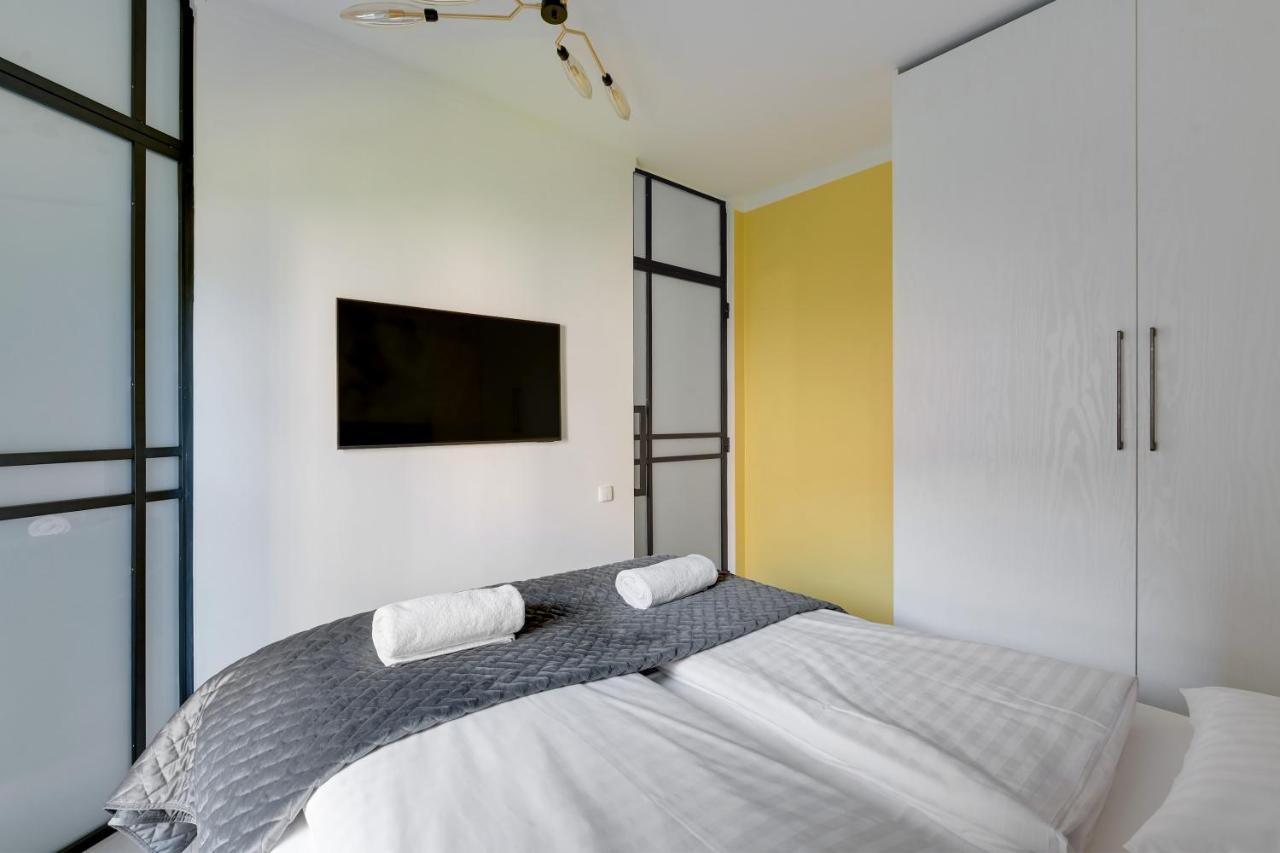 Rentplanet - Apartamenty Chlebova Gdańsk Extérieur photo